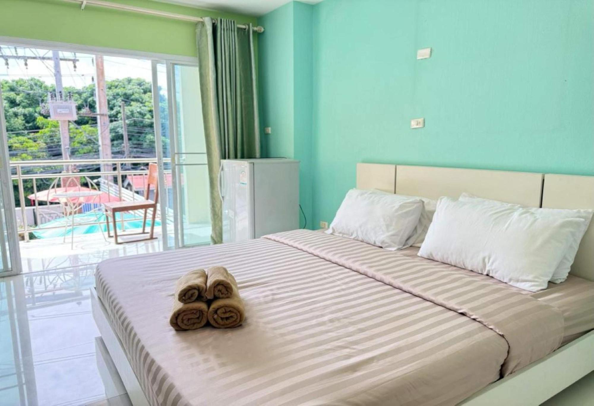 Collection O Bupamontra Chiangmai Hotel Chiang Mai Exterior photo